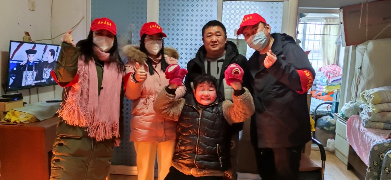點亮愛心，幫扶成長 | 東信醫(yī)藥團支部為扶貧結對兒童送溫暖